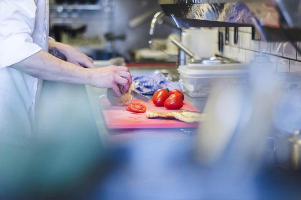 Read more about the article Food Industry & Pest Control Go Together